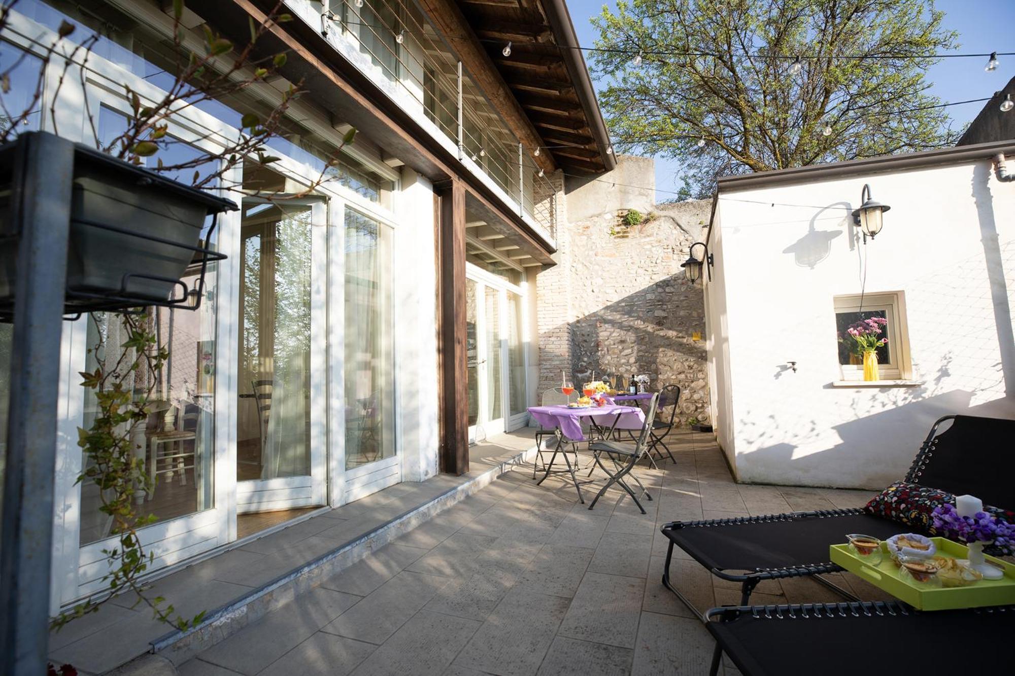 Relais La Rocca Solferino Bed & Breakfast Екстериор снимка