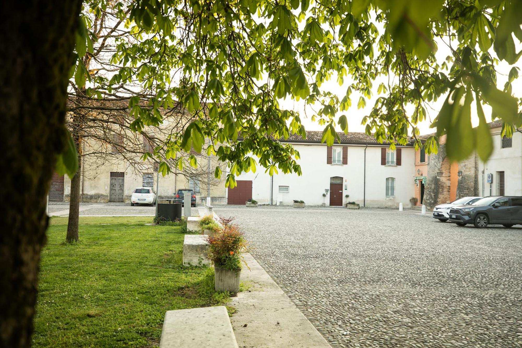 Relais La Rocca Solferino Bed & Breakfast Екстериор снимка