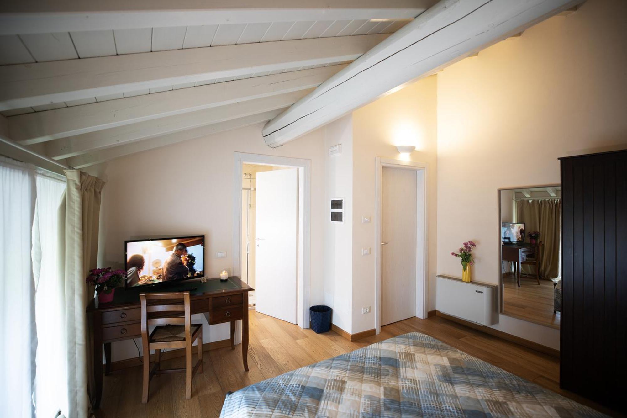 Relais La Rocca Solferino Bed & Breakfast Екстериор снимка