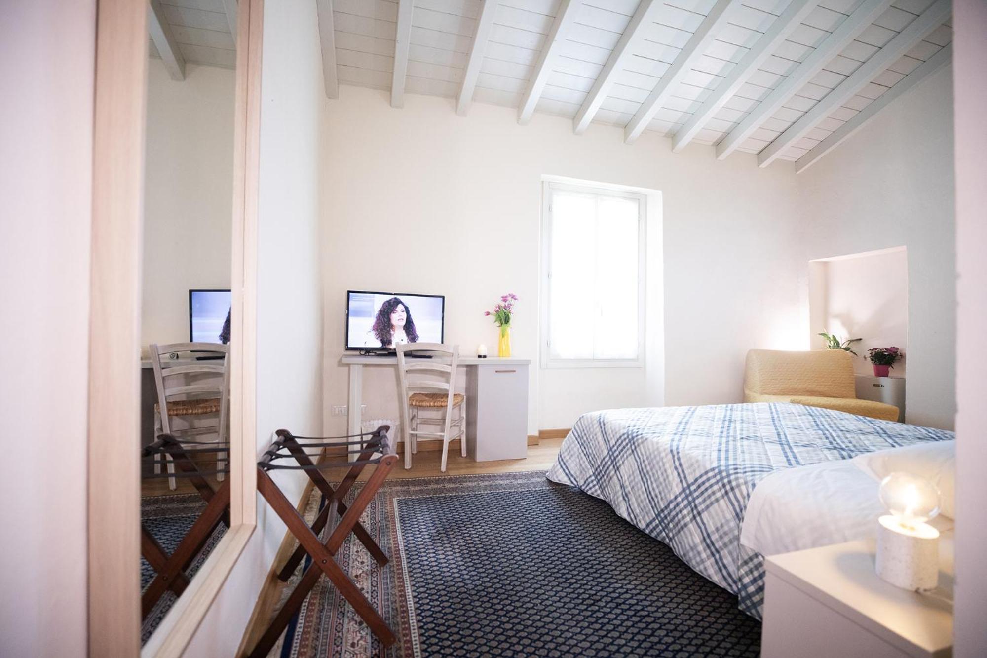 Relais La Rocca Solferino Bed & Breakfast Екстериор снимка